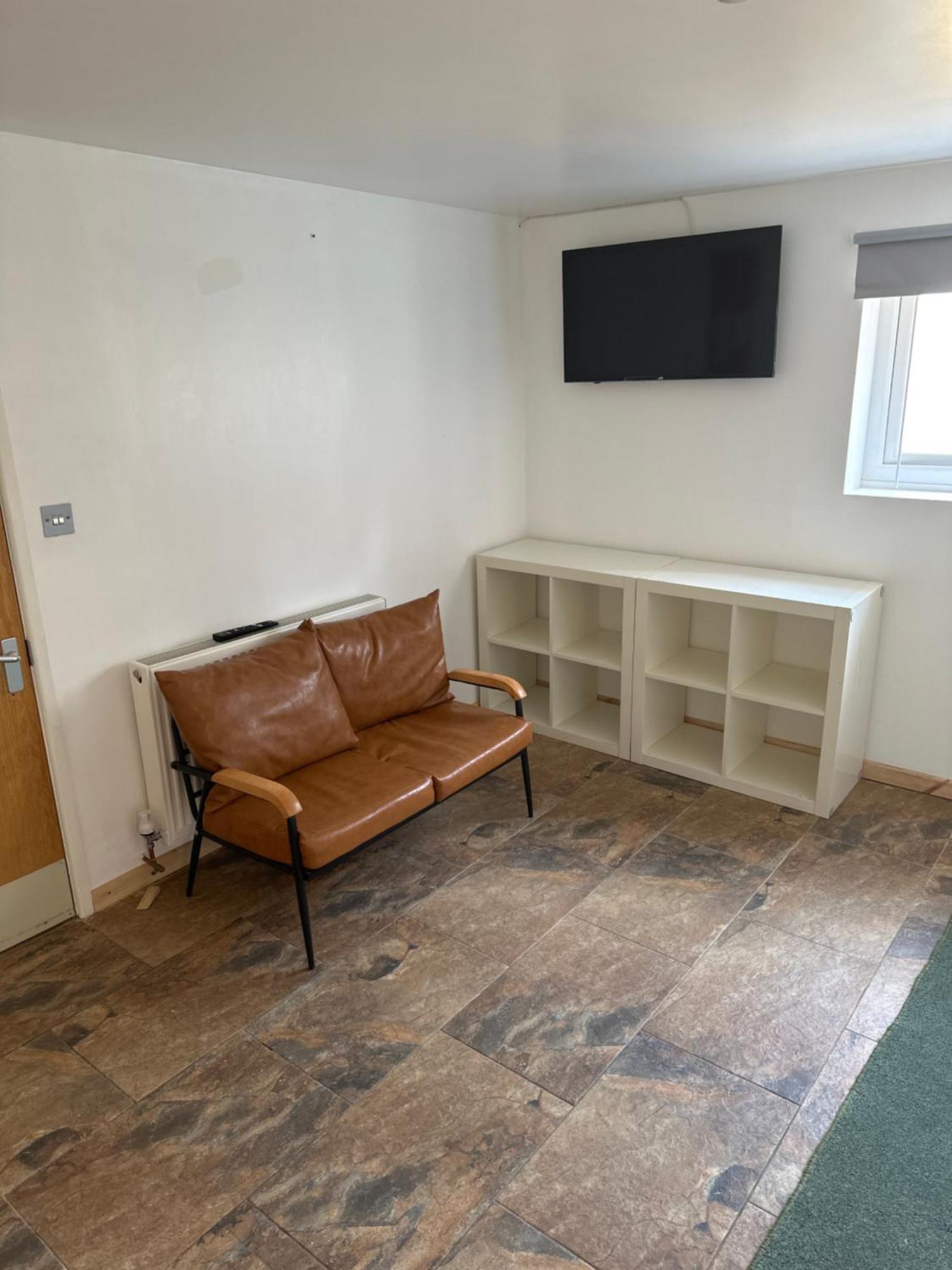 Barrs Court Beds Hotel Warmley Bagian luar foto